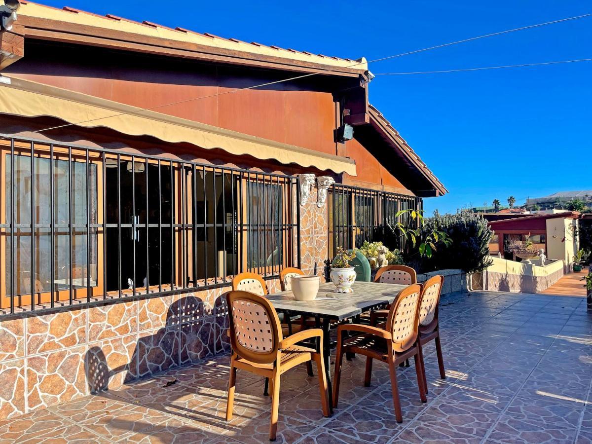 Exquisite Rural House With Garden, Pool And Sea Views Villa Arico Viejo Buitenkant foto