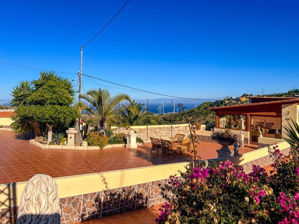 Exquisite Rural House With Garden, Pool And Sea Views Villa Arico Viejo Buitenkant foto