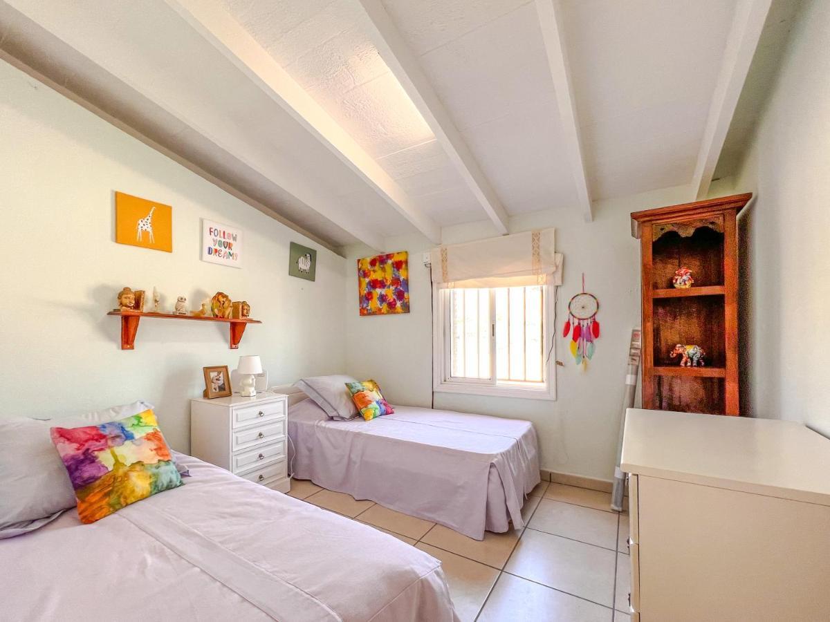 Exquisite Rural House With Garden, Pool And Sea Views Villa Arico Viejo Buitenkant foto