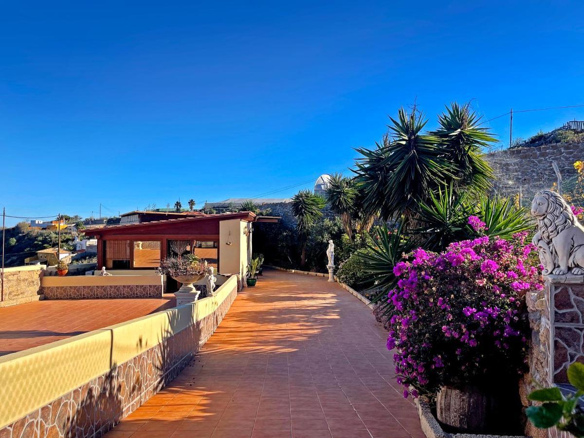 Exquisite Rural House With Garden, Pool And Sea Views Villa Arico Viejo Buitenkant foto
