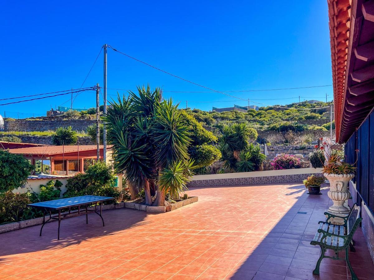 Exquisite Rural House With Garden, Pool And Sea Views Villa Arico Viejo Buitenkant foto
