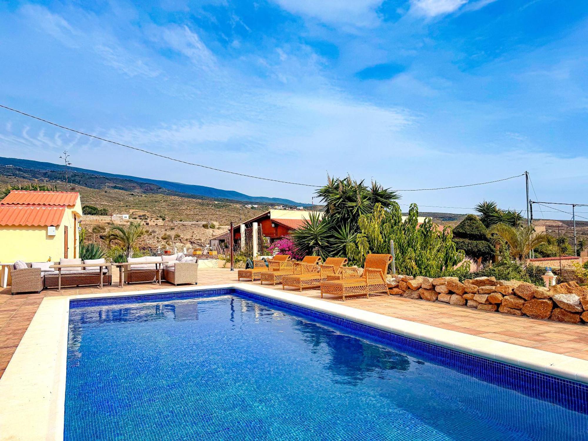 Exquisite Rural House With Garden, Pool And Sea Views Villa Arico Viejo Buitenkant foto