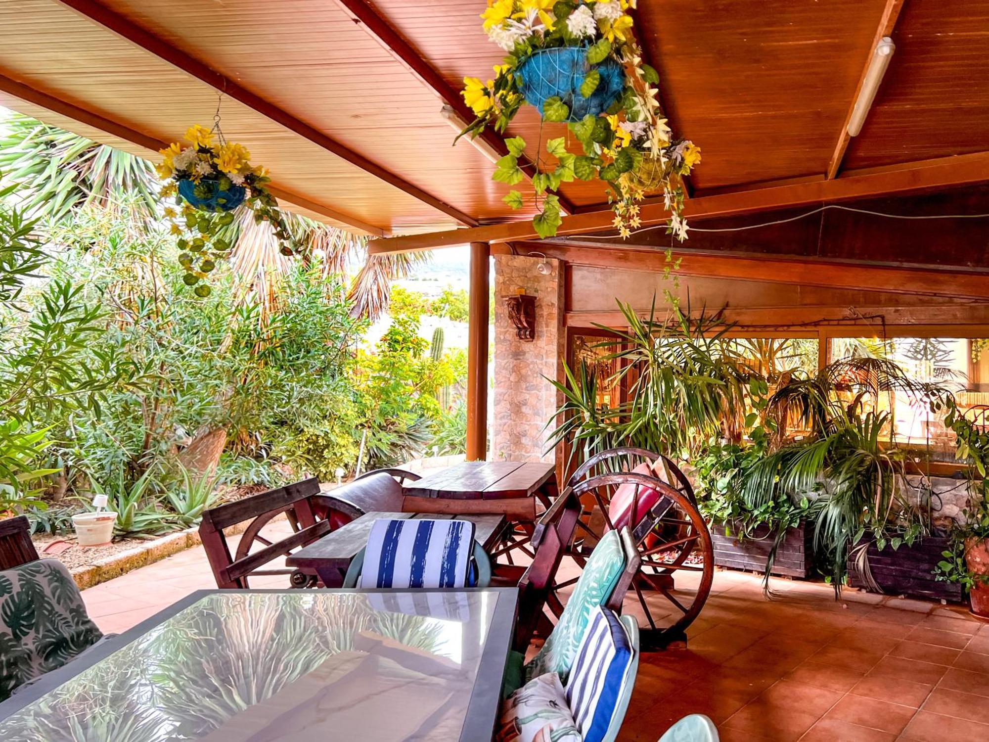 Exquisite Rural House With Garden, Pool And Sea Views Villa Arico Viejo Buitenkant foto